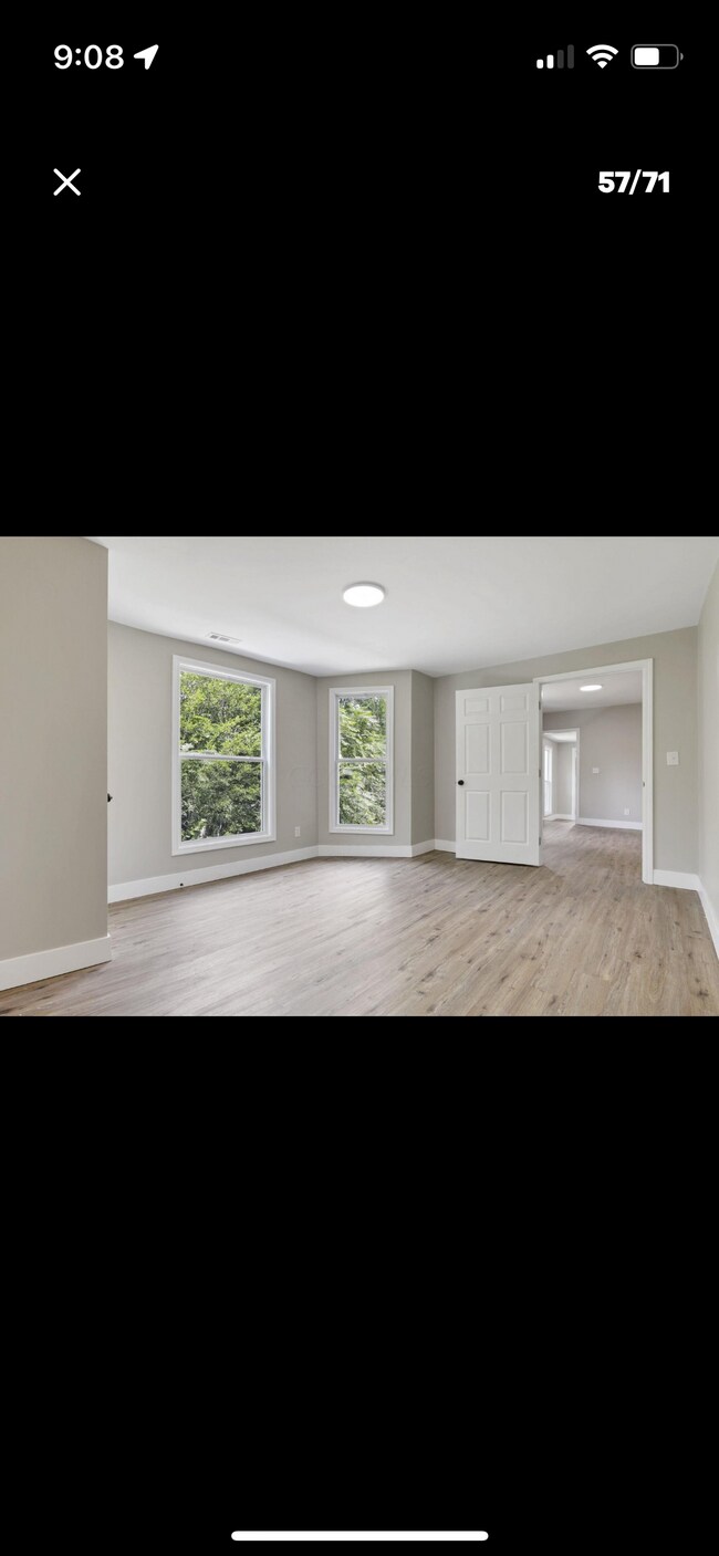 Building Photo - 522 N Madriver St