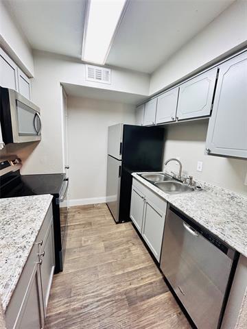 Foto del edificio - 2211 S Vernon Ave