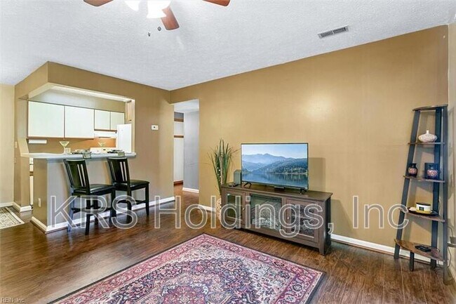 Foto del edificio - 126 Wells Ct