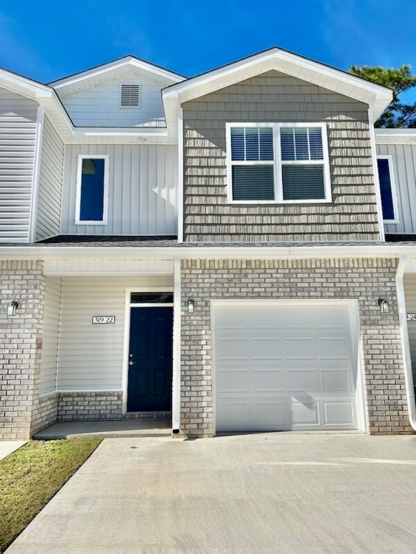 319 Carmel Dr Unit 22, Fort Walton Beach, FL 32547 Condo for Rent in