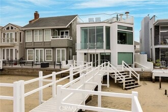 Building Photo - 1008 E Balboa Blvd