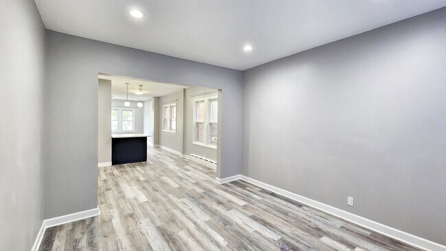 Foto del edificio - 4045 N Moody Ave