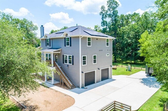 Building Photo - 36707 Tejas Rd