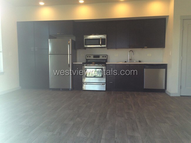 Foto del edificio - 2230 Cornerstone Ln