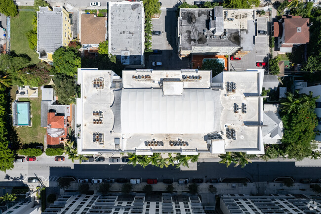 Foto aérea - Baylofts Condominiums