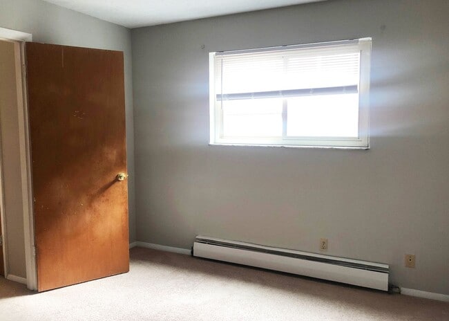 Foto del edificio - 440 Ludlow Ave