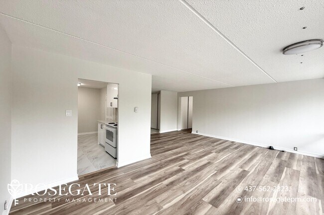 Building Photo - Newly Renovated 2-Bedroom Apartment in Sca...