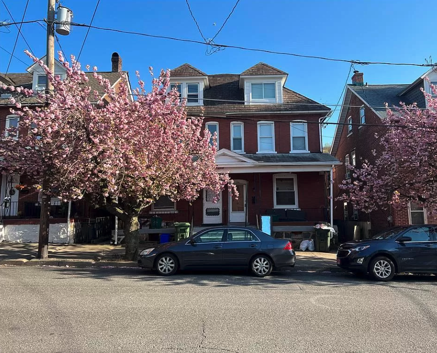 Foto principal - 740 E 6th St