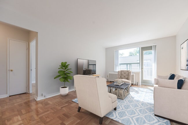 Building Photo - Heath Estates B