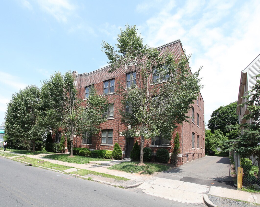 65 Monroe St, New Britain, CT 06051 Apartments in New Britain, CT