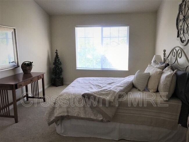 Foto del edificio - 138 Beacon Way