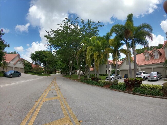 Foto del edificio - 5800 Coach House Cir
