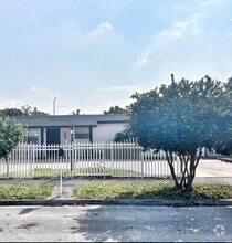 Building Photo - 3469 W 14th Ln