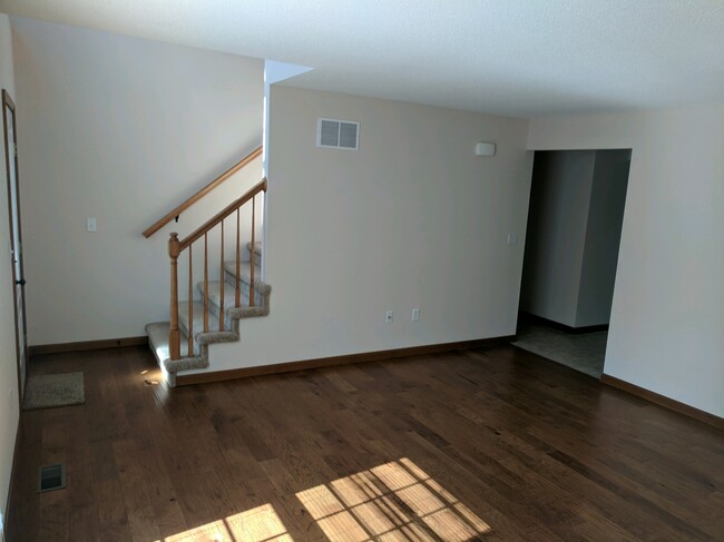 Building Photo - 1134 Carraway Ct