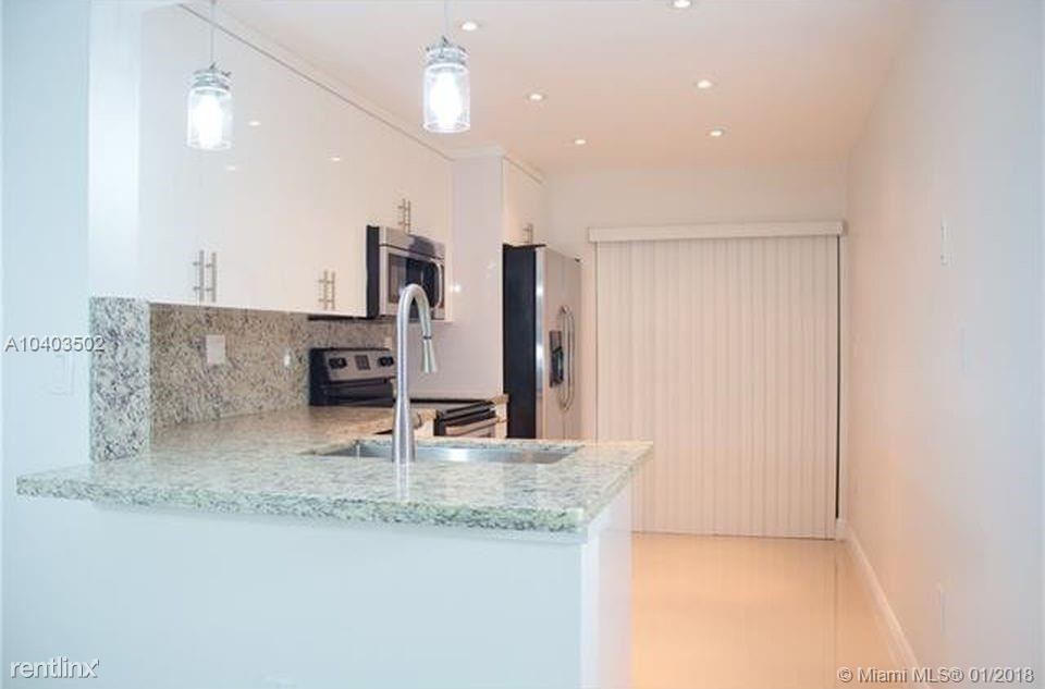 2 br, 1.5 bath - Dadeland Cove - 2 br, 1.5 bath  - Dadeland Cove