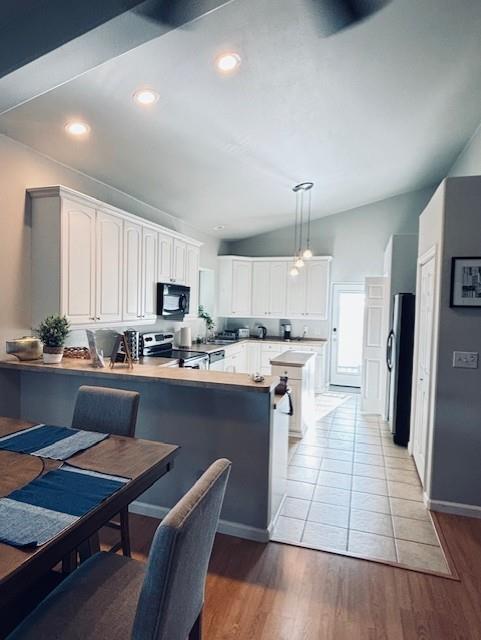 Foto del edificio - 7001 Deepwood Dr