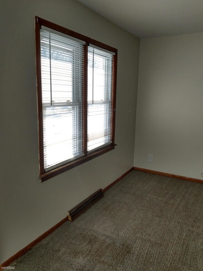 Foto del edificio - 308 E Jefferson St