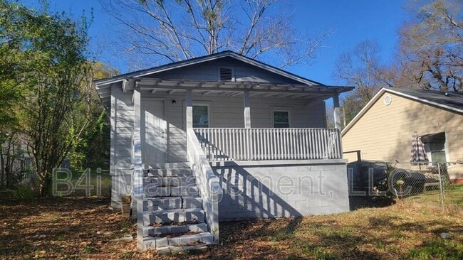 Building Photo - 123 Ward St