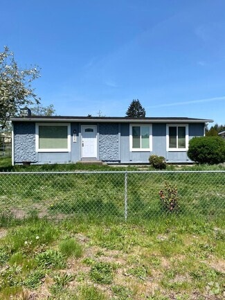 Building Photo - 223 173rd St E