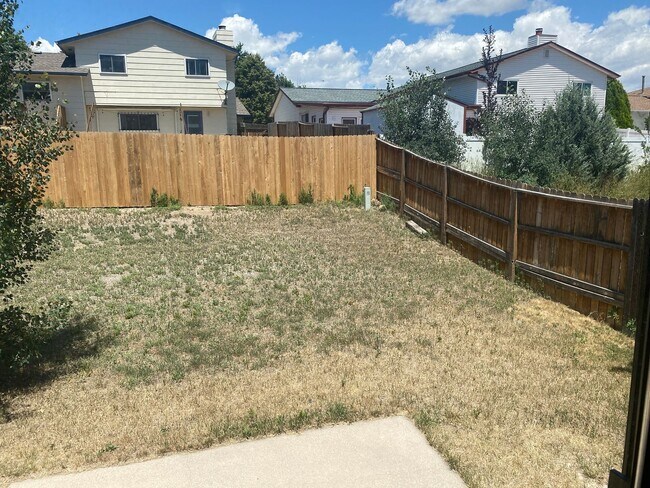 Foto del edificio - 5626 Trout Creek Pass Dr