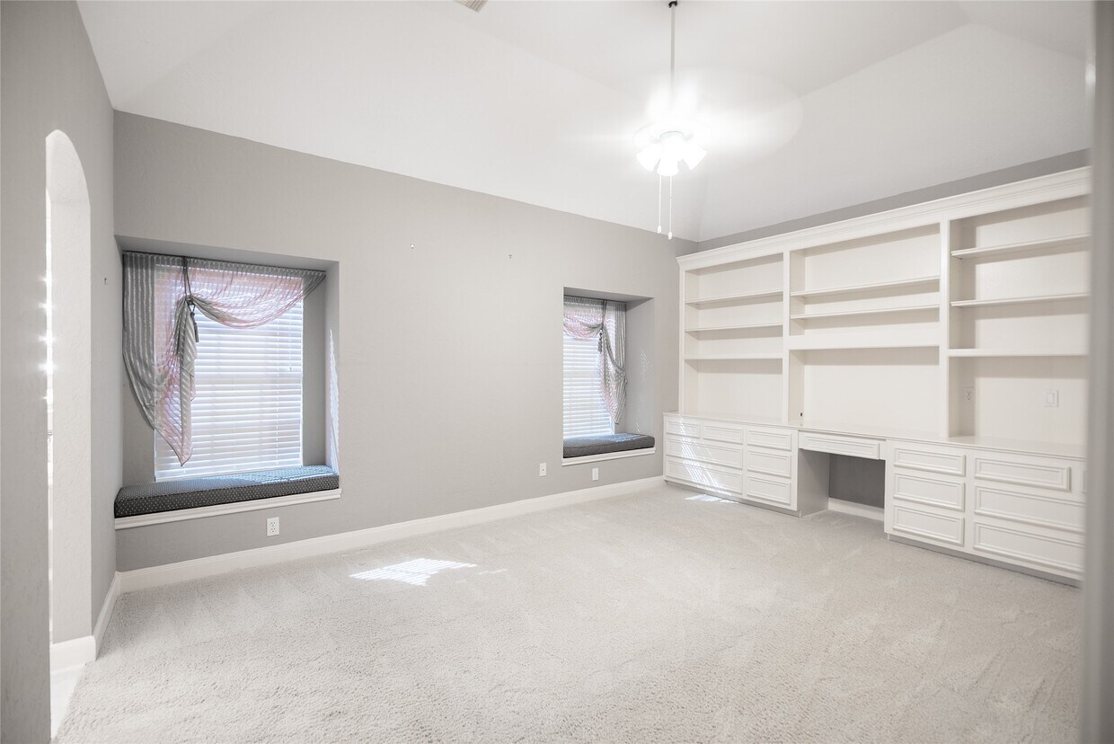 Foto del edificio - 26910 Willow Ln