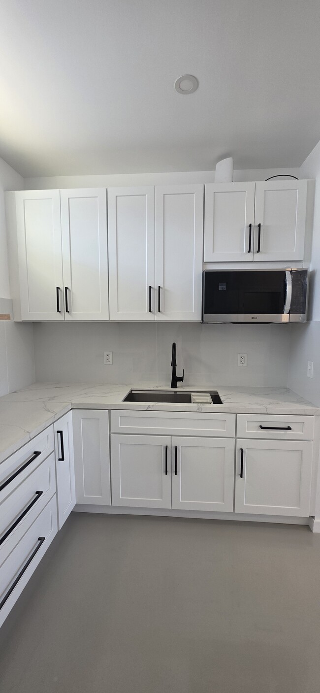 Foto del edificio - 2611 Grove St