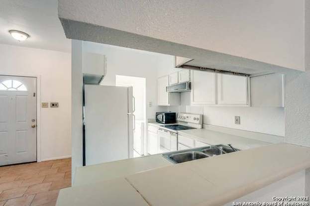 Building Photo - 12231 Magnolia Blossom St