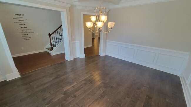 Building Photo - 4 Bed, 2.5 Bath Home in Simpsonville Avail...