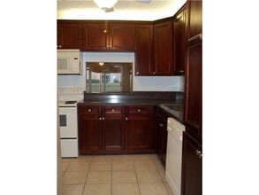 Building Photo - 2901 Fiore Way