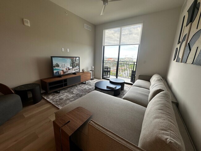 Foto del edificio - 108 SE 3rd Ave