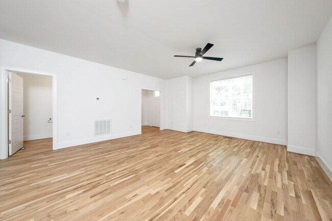 Foto del edificio - 3808 Lands End Ct