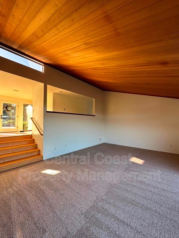 Foto del edificio - 24575 Paseo Privado
