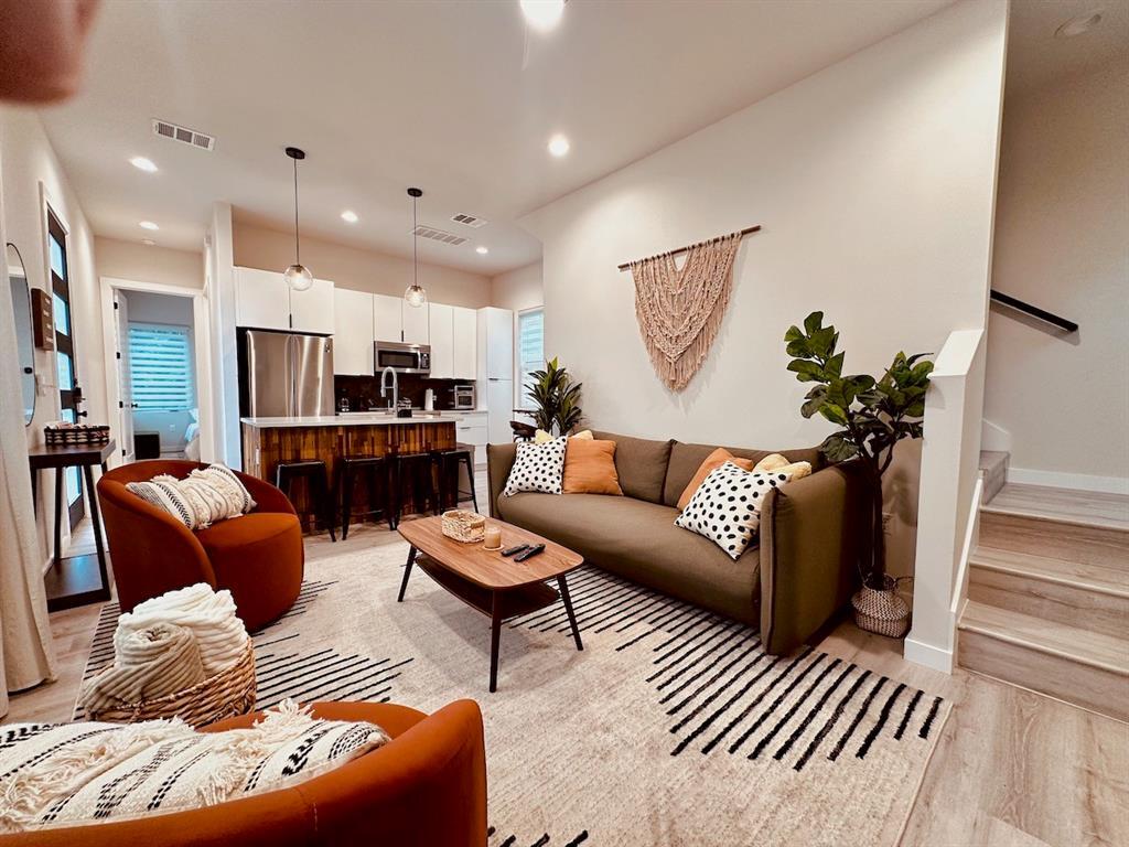 Foto principal - 4706 Sylvandale Dr