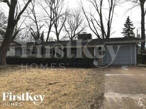 Building Photo - 2410 Brook Dr