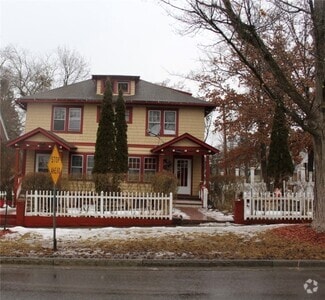 Building Photo - 610 Mitchell St