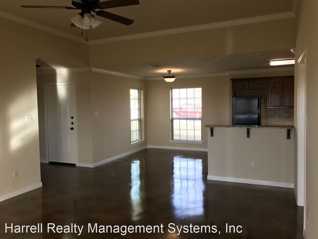 Building Photo - 3 br, 2 bath House - 600 Madison Circle