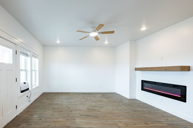 Foto del edificio - L2422OY