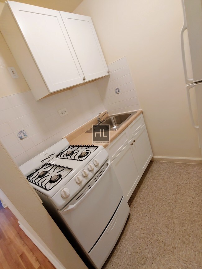 Building Photo - 785 OCEAN PARKWAY