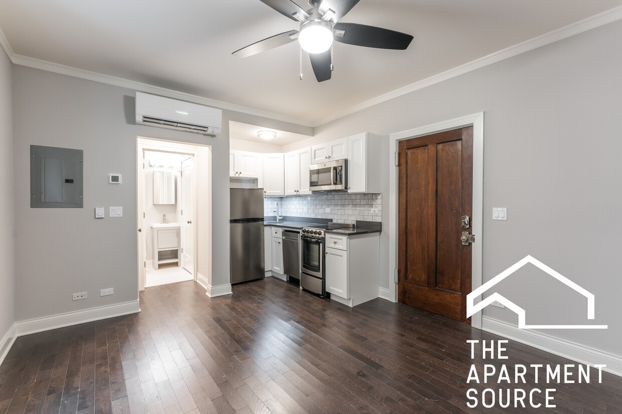 Photo - 640 West Wrightwood Ave. Unit 115