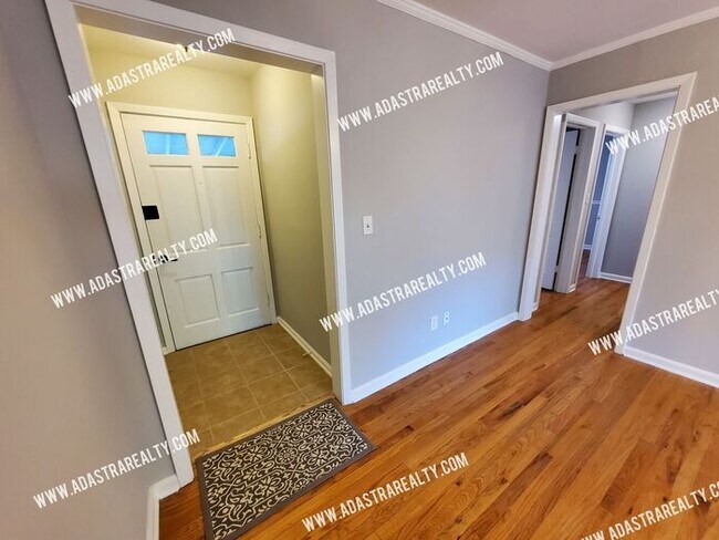 Foto del edificio - MOVE IN SPECIAL!! 4 Bedroom 2 Bath Ranch i...
