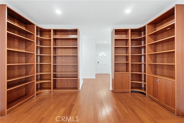 Building Photo - 12528 Albers St