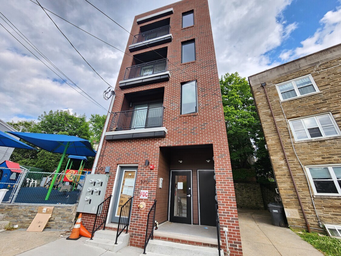 3712 Midvale Ave Unit 3, Philadelphia, PA 19129 Apartments in