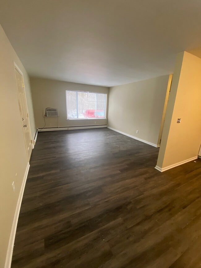 Building Photo - Sibley Bush Apartments (Sibley Bush Apartments LLC)