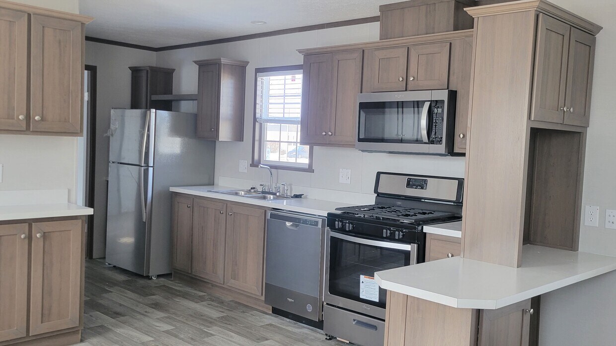 416 Nevada, Belleville, MI 48111 House for Rent in Belleville, MI