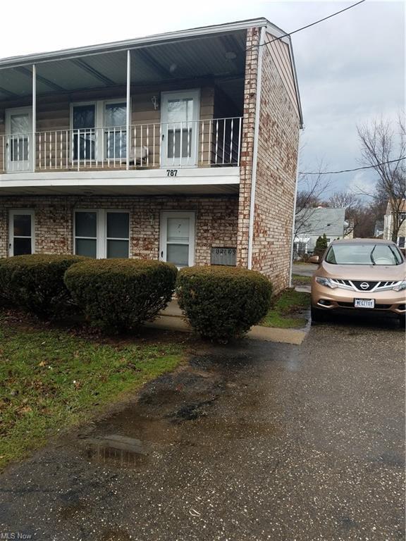 Building Photo - 787 E Wilbeth Rd