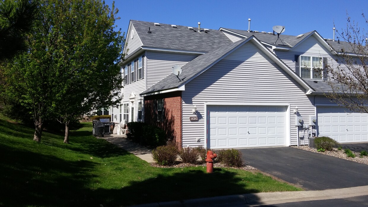 Primary Photo - 14383 Banyan Ln