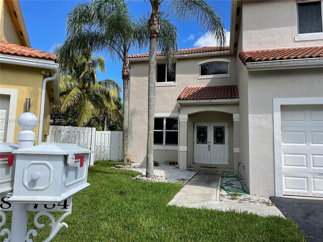 Foto del edificio - 784 Chimney Rock Rd