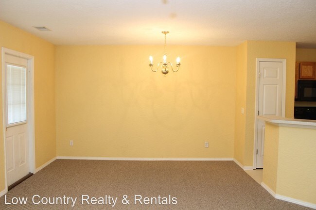 Building Photo - 3 br, 2.5 bath House - 114 University Parkway