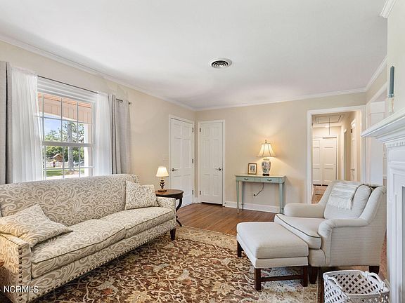 Building Photo - Build Equity While Leasing - Lease and Own...