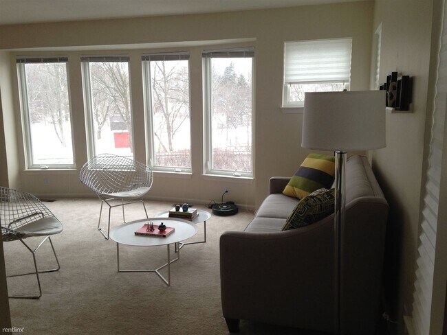 Building Photo - 3 br, 2.5 bath Condo - Wexford Commons
